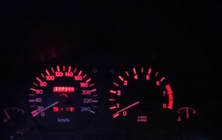 Mitsubishi Carisma I, 1997 год, 135 000 рублей, 16 фотография