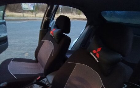 Mitsubishi Carisma I, 1997 год, 135 000 рублей, 11 фотография