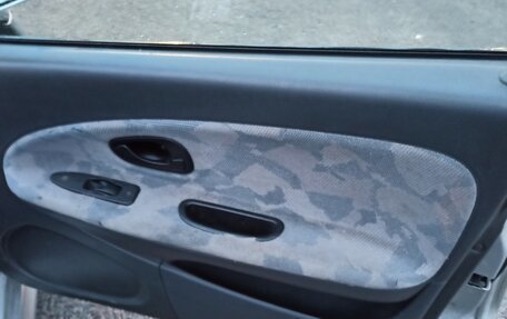 Mitsubishi Carisma I, 1997 год, 135 000 рублей, 19 фотография