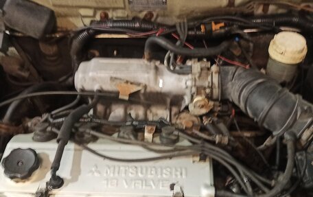 Mitsubishi Carisma I, 1997 год, 135 000 рублей, 29 фотография