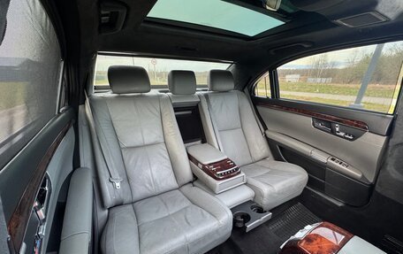 Mercedes-Benz S-Класс, 2005 год, 1 127 000 рублей, 21 фотография