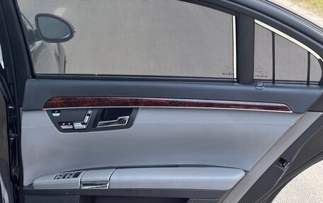 Mercedes-Benz S-Класс, 2005 год, 1 127 000 рублей, 19 фотография