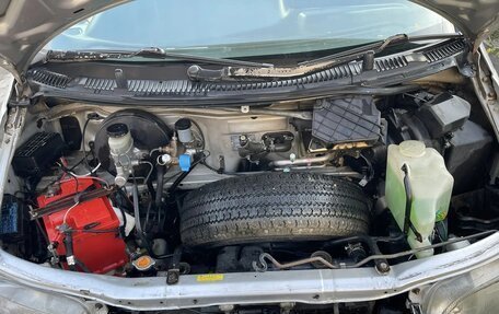 Nissan Serena I, 1997 год, 160 000 рублей, 6 фотография