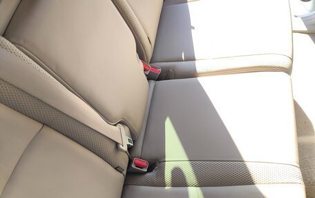 Toyota Land Cruiser Prado 150 рестайлинг 2, 2011 год, 2 890 000 рублей, 15 фотография