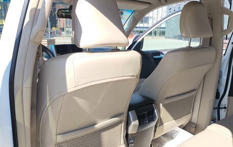 Toyota Land Cruiser Prado 150 рестайлинг 2, 2011 год, 2 890 000 рублей, 18 фотография