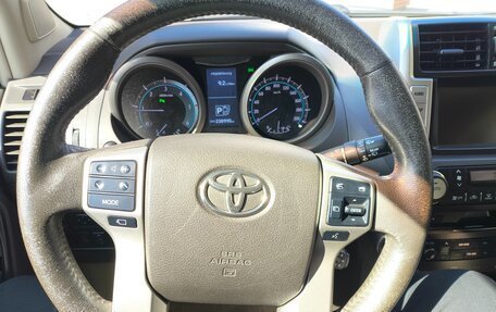 Toyota Land Cruiser Prado 150 рестайлинг 2, 2011 год, 2 890 000 рублей, 25 фотография