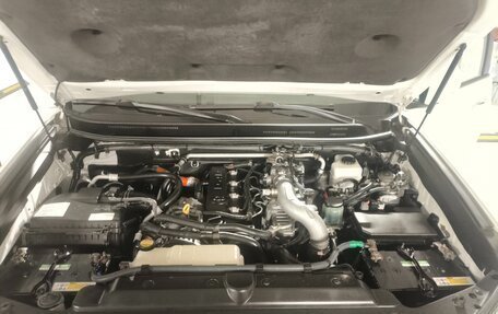 Toyota Land Cruiser Prado 150 рестайлинг 2, 2011 год, 2 890 000 рублей, 30 фотография