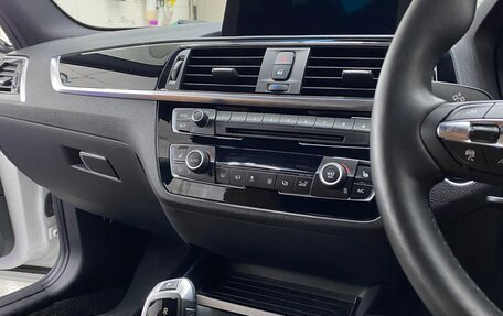 BMW 1 серия, 2017 год, 1 800 000 рублей, 7 фотография