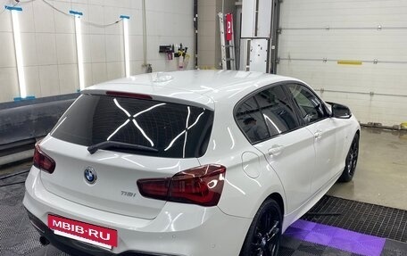 BMW 1 серия, 2017 год, 1 800 000 рублей, 6 фотография