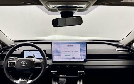 Toyota RAV4, 2026 год, 4 650 000 рублей, 17 фотография