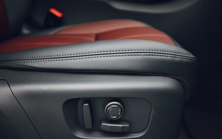 Land Rover Range Rover Evoque II, 2025 год, 5 800 000 рублей, 27 фотография