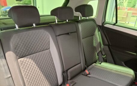 Volkswagen Tiguan II, 2017 год, 2 199 000 рублей, 13 фотография