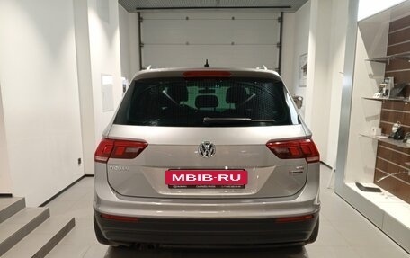 Volkswagen Tiguan II, 2017 год, 2 199 000 рублей, 5 фотография