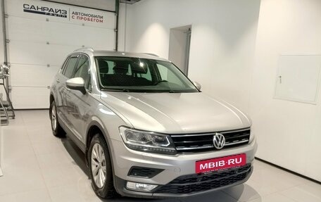 Volkswagen Tiguan II, 2017 год, 2 199 000 рублей, 3 фотография