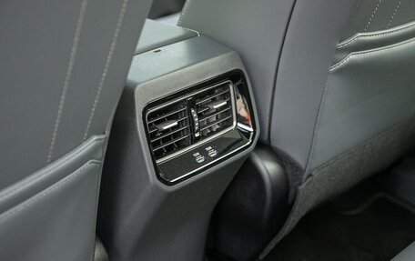 Toyota RAV4, 2025 год, 4 951 000 рублей, 14 фотография