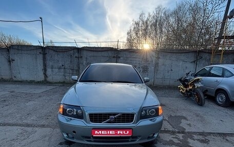 Volvo S80 II рестайлинг 2, 2004 год, 650 000 рублей, 1 фотография