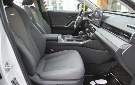 Toyota RAV4, 2025 год, 4 951 000 рублей, 21 фотография