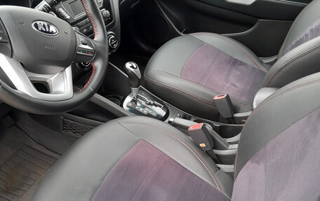 KIA Rio III рестайлинг, 2013 год, 900 000 рублей, 6 фотография