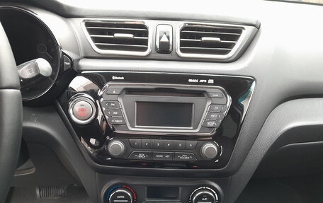 KIA Rio III рестайлинг, 2013 год, 900 000 рублей, 9 фотография