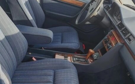 Mercedes-Benz W124, 1991 год, 320 000 рублей, 8 фотография