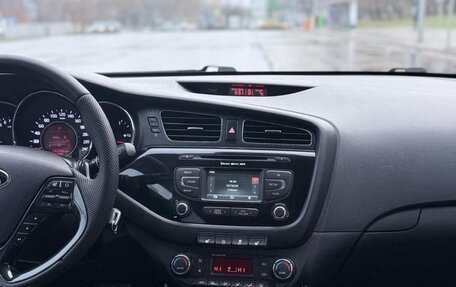 KIA cee'd III, 2014 год, 999 000 рублей, 15 фотография