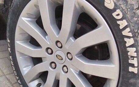 Land Rover Discovery III, 2008 год, 1 300 000 рублей, 20 фотография