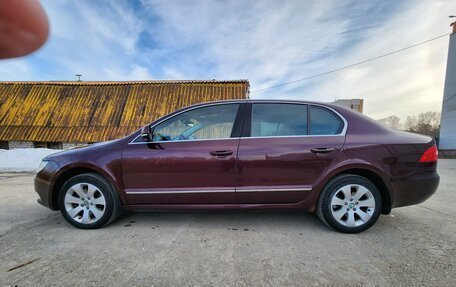 Skoda Superb III рестайлинг, 2012 год, 1 250 000 рублей, 6 фотография