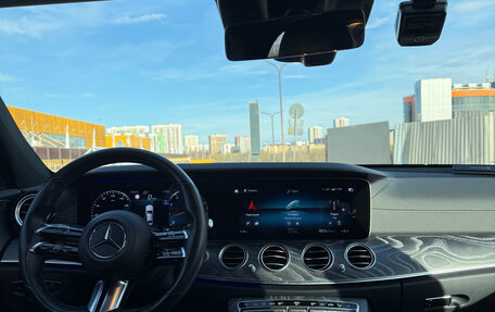 Mercedes-Benz E-Класс, 2020 год, 5 490 000 рублей, 25 фотография