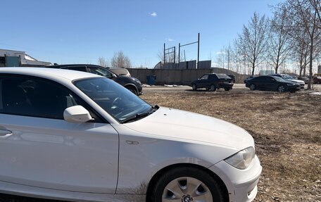 BMW 1 серия, 2011 год, 650 000 рублей, 5 фотография