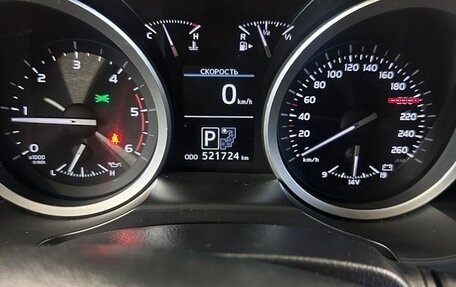 Toyota Land Cruiser 200, 2013 год, 3 200 000 рублей, 8 фотография