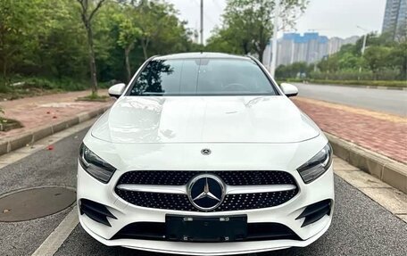 Mercedes-Benz A-Класс, 2021 год, 2 320 000 рублей, 2 фотография