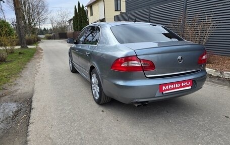 Skoda Superb III рестайлинг, 2010 год, 970 000 рублей, 3 фотография