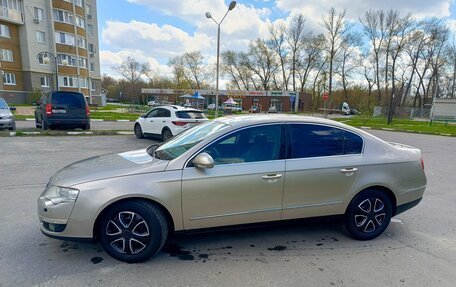 Volkswagen Passat B6, 2005 год, 495 000 рублей, 6 фотография