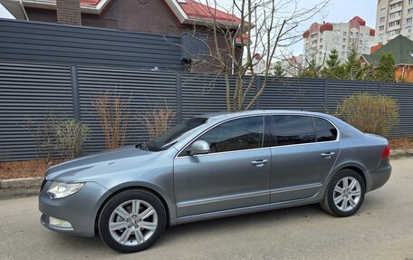 Skoda Superb III рестайлинг, 2010 год, 970 000 рублей, 2 фотография