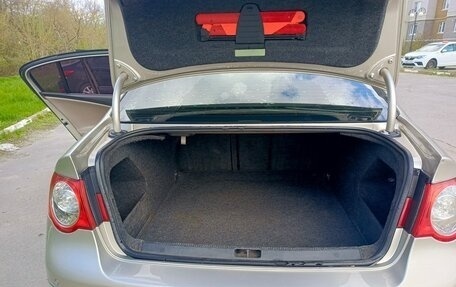 Volkswagen Passat B6, 2005 год, 495 000 рублей, 9 фотография