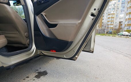 Volkswagen Passat B6, 2005 год, 495 000 рублей, 10 фотография