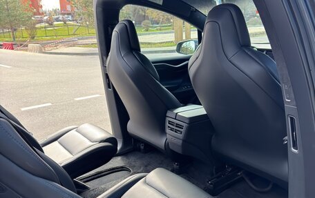 Tesla Model X I, 2019 год, 4 200 000 рублей, 12 фотография