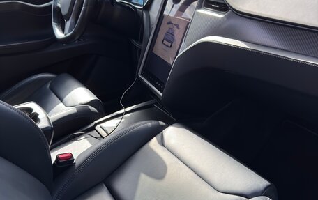 Tesla Model X I, 2019 год, 4 200 000 рублей, 10 фотография