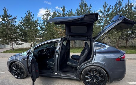 Tesla Model X I, 2019 год, 4 200 000 рублей, 18 фотография