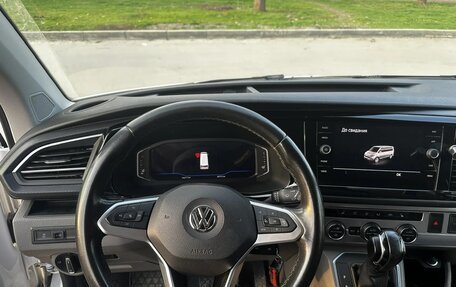 Volkswagen Caravelle T6 рестайлинг, 2020 год, 6 000 000 рублей, 8 фотография