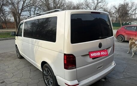 Volkswagen Caravelle T6 рестайлинг, 2020 год, 6 000 000 рублей, 2 фотография