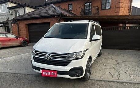Volkswagen Caravelle T6 рестайлинг, 2020 год, 6 000 000 рублей, 4 фотография