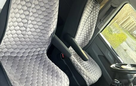 Volkswagen Caravelle T6 рестайлинг, 2020 год, 6 000 000 рублей, 29 фотография