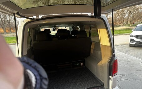 Volkswagen Caravelle T6 рестайлинг, 2020 год, 6 000 000 рублей, 32 фотография