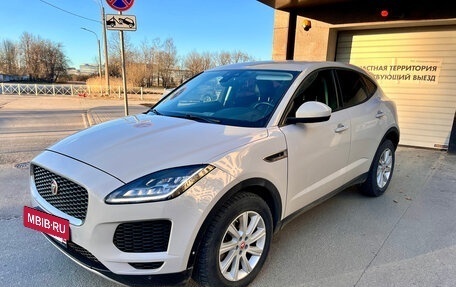 Jaguar E-Pace, 2018 год, 1 915 000 рублей, 2 фотография