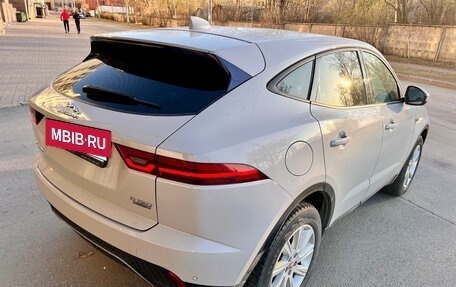 Jaguar E-Pace, 2018 год, 1 915 000 рублей, 3 фотография