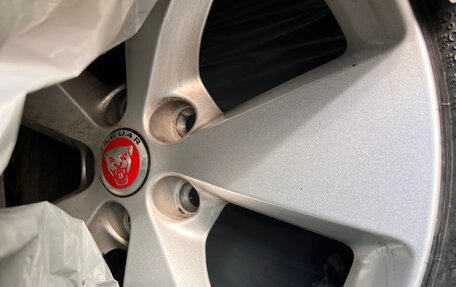 Jaguar E-Pace, 2018 год, 1 915 000 рублей, 8 фотография