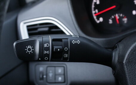 Hyundai Solaris II рестайлинг, 2019 год, 1 665 000 рублей, 12 фотография