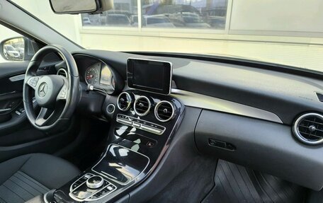 Mercedes-Benz C-Класс, 2018 год, 2 500 000 рублей, 10 фотография