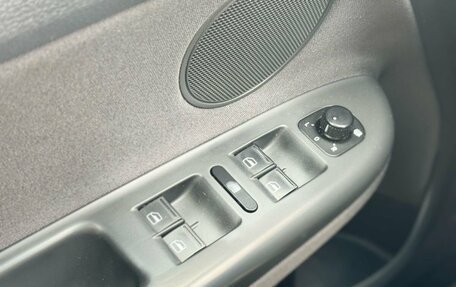 Volkswagen Golf Plus II, 2011 год, 789 000 рублей, 21 фотография